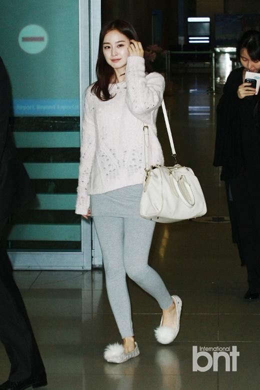 sao Hàn,Kim Tae Hee,thời trang của Kim Tae Hee,thời trang sao Hàn