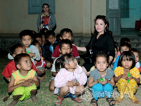 Doanh nhân Thân thiện Phan Thị Thu Thủy, Doanh nhân Thu Thủy, Doanh nhân Phan Thị Thu Thủy đi từ thiện, Golden Slim