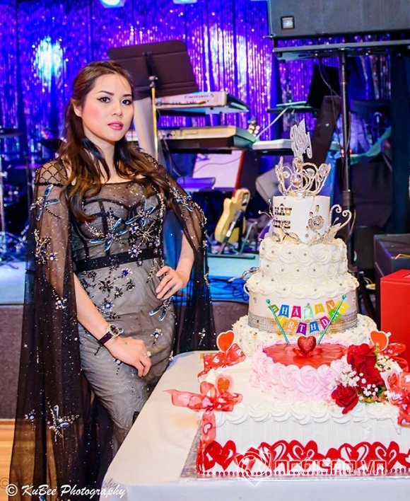 lien-le-1-ngoisao.vn-w666-h813.jpg 0 Hoa hậu Người Việt Thế giới 2017 Jasmine L Le, Hoa hậu Jasmine L Le, Hoa hậu Người Việt Thế giới 2017 Jasmine Liên Lê, DƯơng Triệu Vũ hôn Hoa hậu