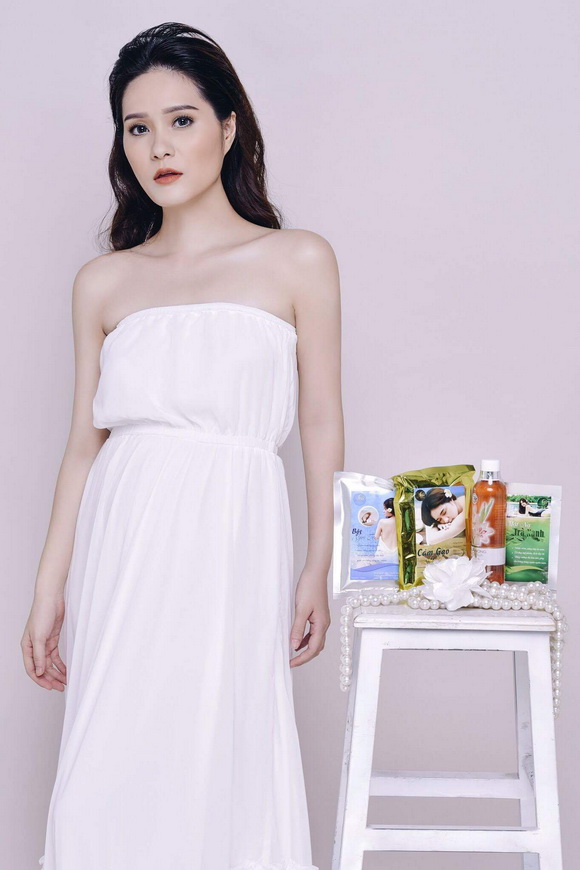 cam-gao-202-7-ngoisao.vn-w580-h870 0 Cám gạo, Dưỡng da an toàn, Mỹ phẩm dưỡng da
