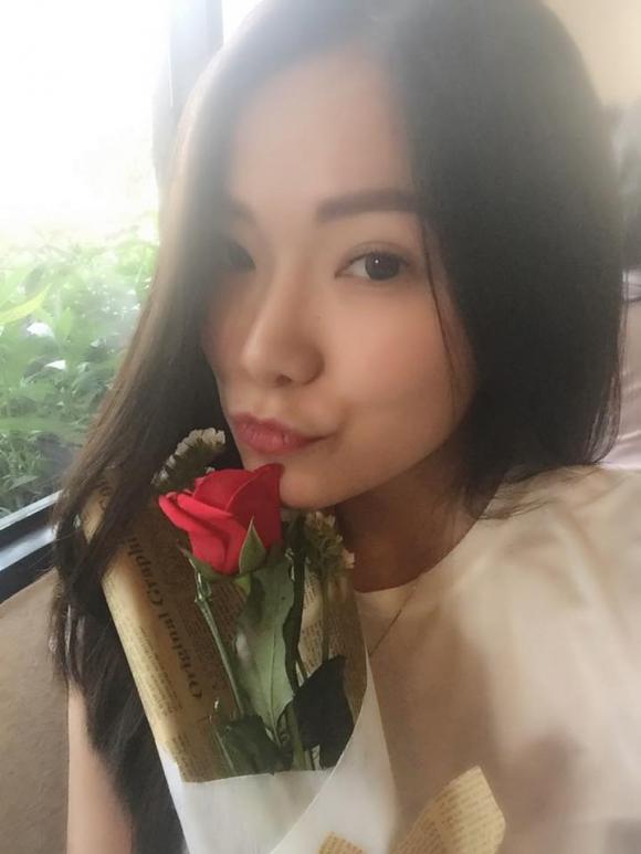 ,chân dài linh chi,chân dài linh chi, lý phương châu, sao Việt