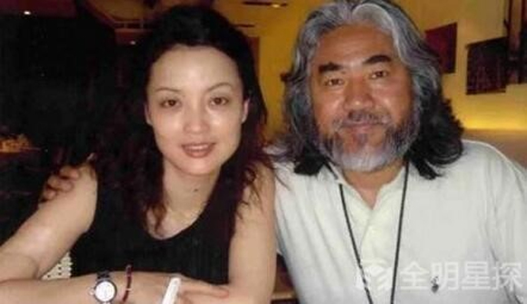 ông trùm phim võ hiệp Kim Dung tuyên bố bỏ vợ 4 ông trùm phim võ hiệp Kim Dung, Trương Kỷ Trung, Trương Kỷ Trung qua đêm với gái trẻ