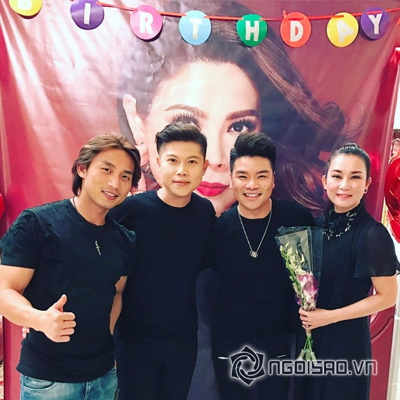 tan-hy-khanh-1113-6-ngoisao.vn-w580-h580 2 Tân Hy Khánh, Mạnh Quân, Thanh Thảo, Sao Việt