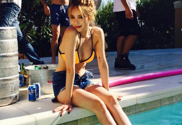 sao hàn, thần tượng kpop,  thần tượng diện bikini, thần tượng xứ hàn, sao diện bikini