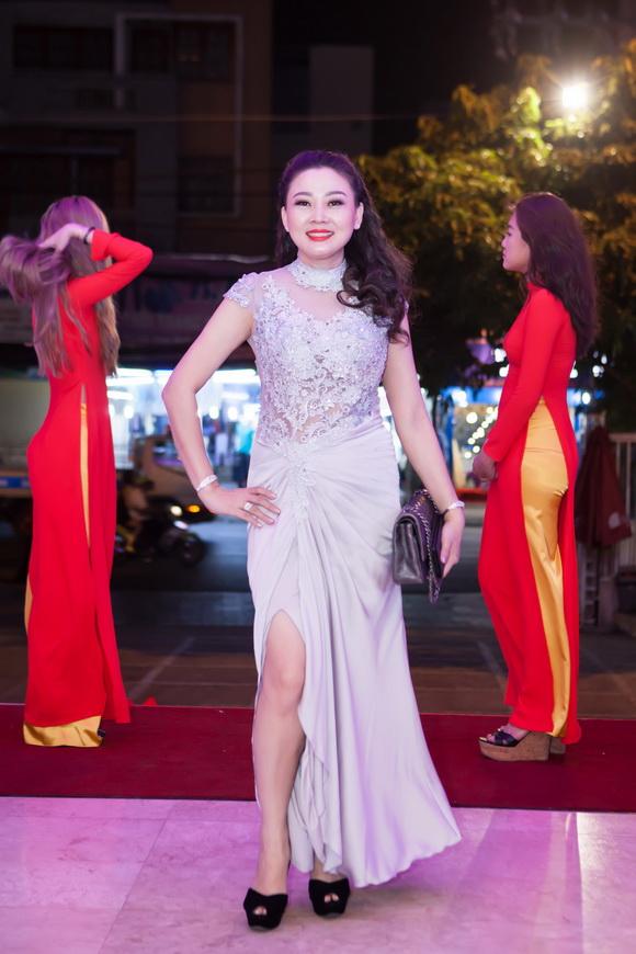 kim-nhung-173-3-ngoisao.vn-w580-h870 7 Nguyễn Kim Nhung, Doanh nhân Nguyễn Kim Nhung, Thời trang sao việt