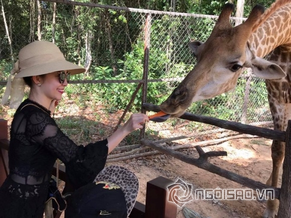 Hà Kiều Anh, Hà Kiều Anh và con, Linh Nga, Linh Nga và con