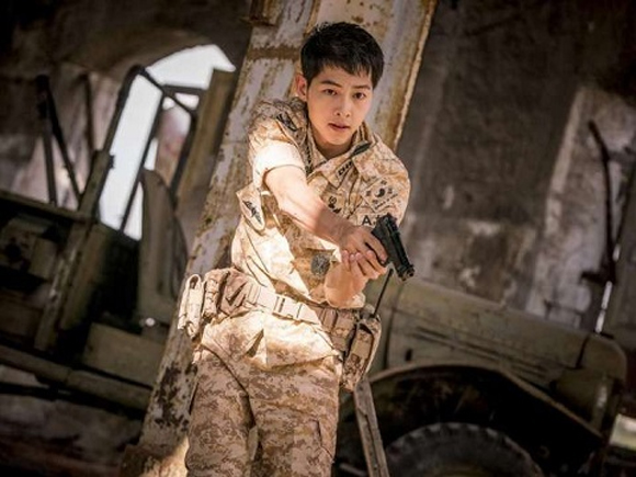 Song Joong Ki, Song Joong Ki đạt giải thưởng, hậu duệ mặt trời