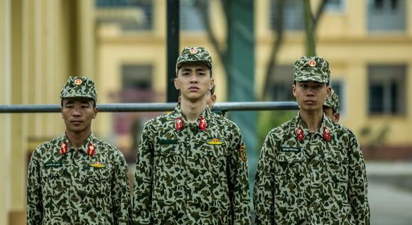 381a2960resize-ngoisao.vn-w580-h317 10 Sao nhập ngũ,tập 2 sao nhập ngũ,ca sĩ quốc thiên