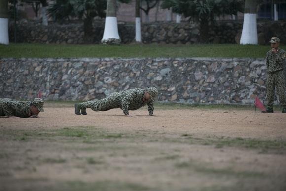 381a2994resize-ngoisao.vn-w580-h387 6 Sao nhập ngũ,tập 2 sao nhập ngũ,ca sĩ quốc thiên