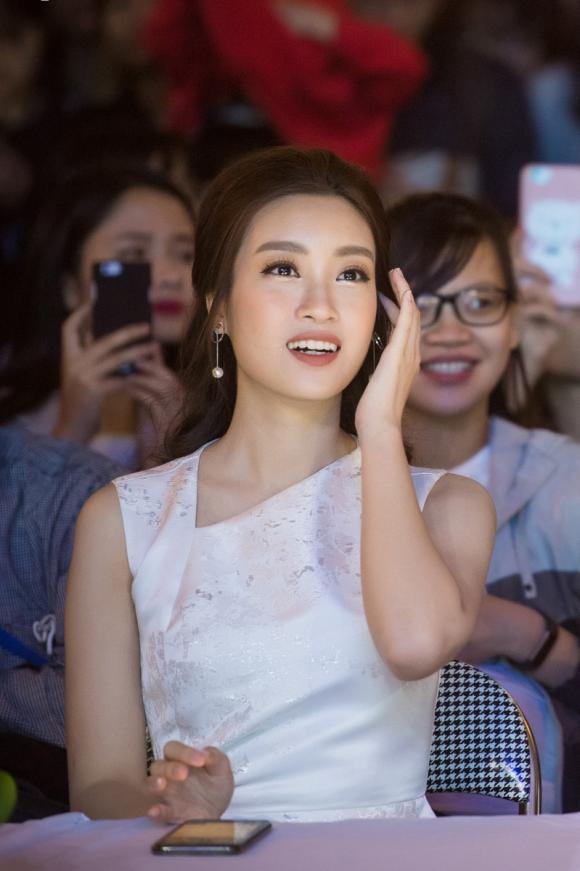 Chi Pu, diễn viên Chi Pu, Hoa hậu Đỗ Mỹ Linh, Đỗ Mỹ Linh, sao Việt
