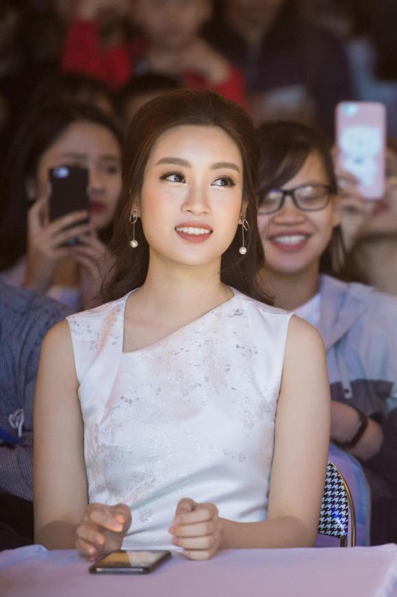 Chi Pu, diễn viên Chi Pu, Hoa hậu Đỗ Mỹ Linh, Đỗ Mỹ Linh, sao Việt