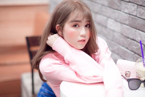Người mẫu ngọc trinh,nữ hoàng nội y ngọc trinh,ngọc trinh khoe tóc mới