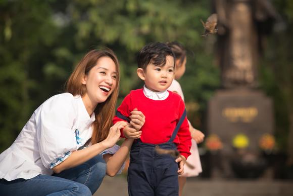 sao việt, khánh thi, phan hiển, khánh thi và phan hiển, con trai khánh thi, khánh thi phóng sinh 