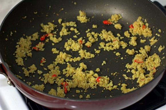 Cách làm thịt heo xào sả ớt, thịt xào, món ngon