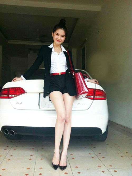 sao việt, ngọc trinh, ngọc trinh mua siêu xe, bộ sưu tập ô tô của ngọc trinh, ngọc trinh đi siêu xe