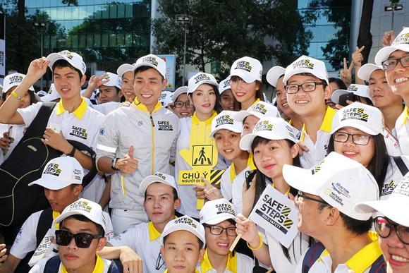 Dương Tử Quỳnh, SAFE STEPS, SAFE STEPS - Các Bước An Toàn Đường Bộ