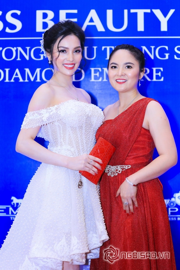 mc-huyen-sam-184-7-ngoisao.vn-w580-h870 5 MC Huyền Sâm, Huyền Sâm, Huyền Sâm spa, Sao Việt