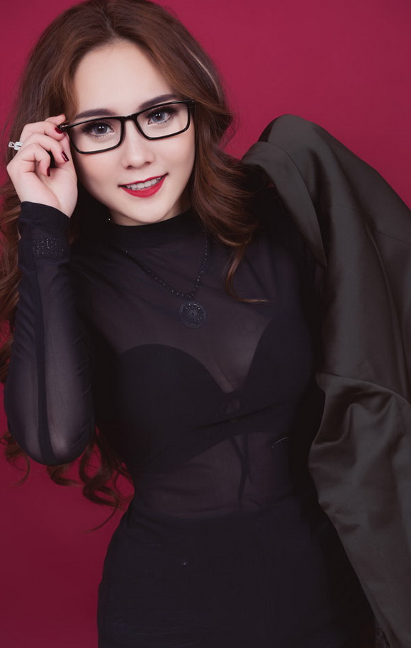 tra-mi-zenmy-204-2-ngoisao.vn-w580-h914 8 mỹ phẩm ZenMy, hot girl xinh nhất Biên Hòa, Nguyễn Ngọc Trà Mi