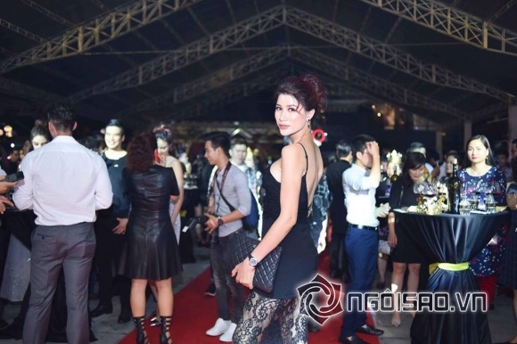 Trang Trần, người mẫu Trang Trần, Trang Trần nâng ngực, Trang Trần phẫu thuật thẩm mỹ