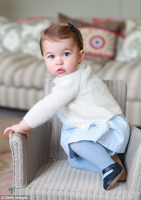tin tức,kiến thức,Công chúa nhỏ nước Anh,Công chúa Charlotte,sinh nhật Công chúa Charlotte,Hoàng tử William,Hoàng tử nhí nước Anh,Công nương Kate Middleton,Công nương Kate
