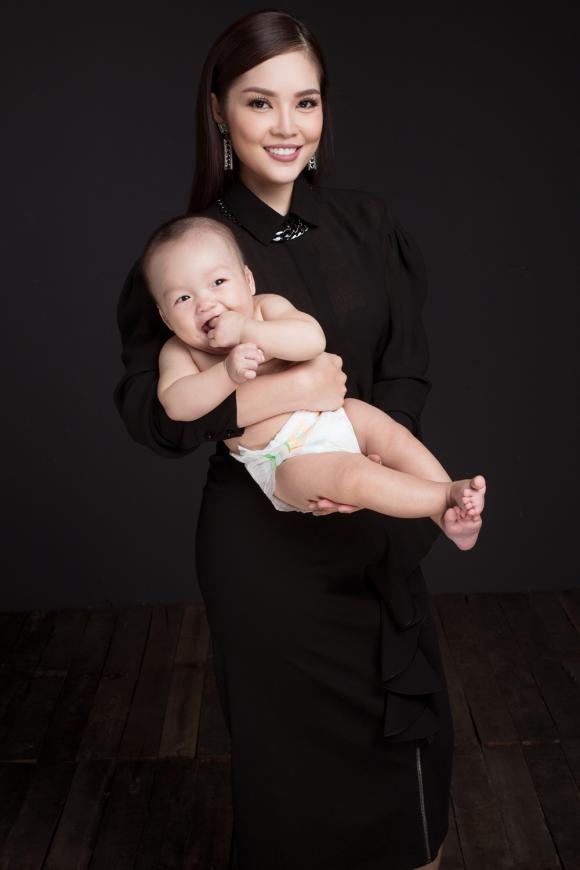 Dương Cẩm Lynh, con trai Dương Cẩm Lynh, con Dương Cẩm Lynh, sao Việt