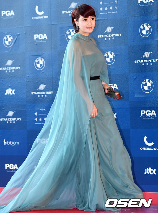 thảm đỏ Baeksang Arts Awards 2017, sao Hàn, sao Kbiz, Yoona, Suzy