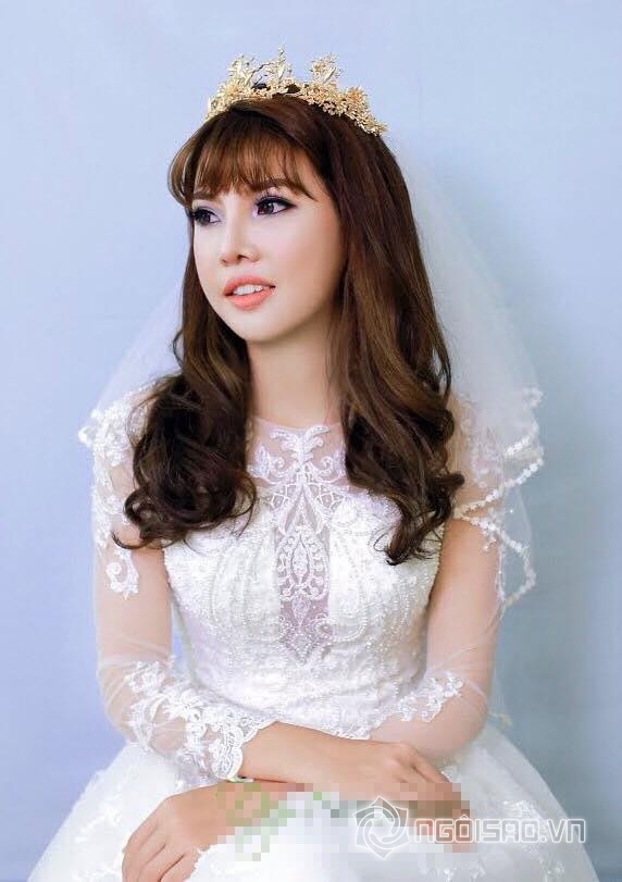 Thị Nở tái sinh, Phượng Single, Kim Phượng, phẫu thuật thẩm mỹ