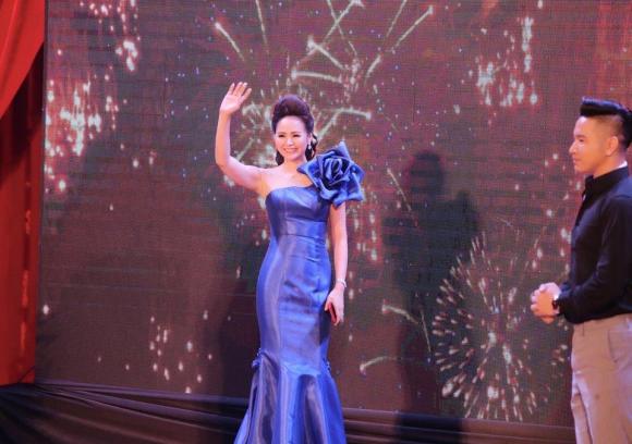 1836177114334617667247361155693731n-ngoisao.vn-w960-h676 6 Nữ hoàng hoa hồng,bùi thanh hương,hoa khôi sắc đẹp việt nam