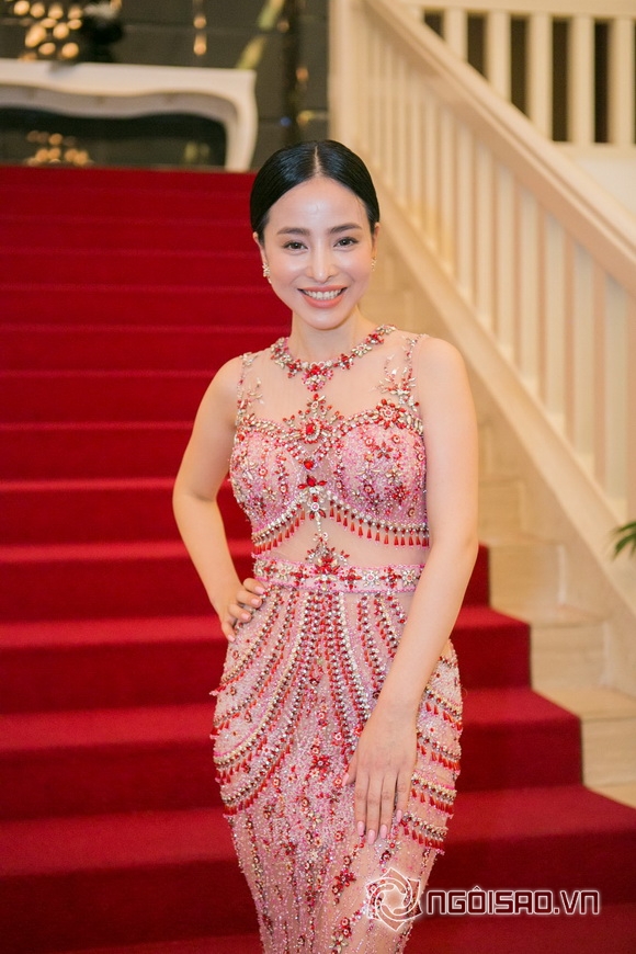 Hoa hậu Hạ My, Hoa hậu người Việt thế giới 2017, Nguyễn Hạ My, Sao Việt