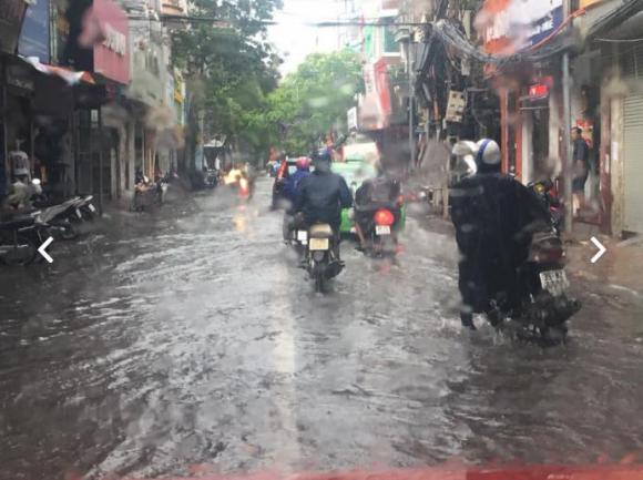 mưa lớn, mưa giông sáng nay, mưa giông 12/5, hà nội ngập, hà nội ngập nặng