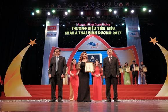 mỹ phẩm Halora, Mỹ phẩm trị mụn, Trị mụn