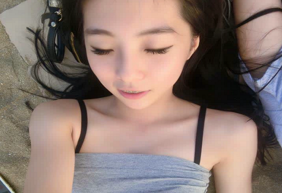 Loạt ảnh chụp lén nữ thợ xây, nữ thợ xây, hot girl thợ xây, hot girl phụ hồ