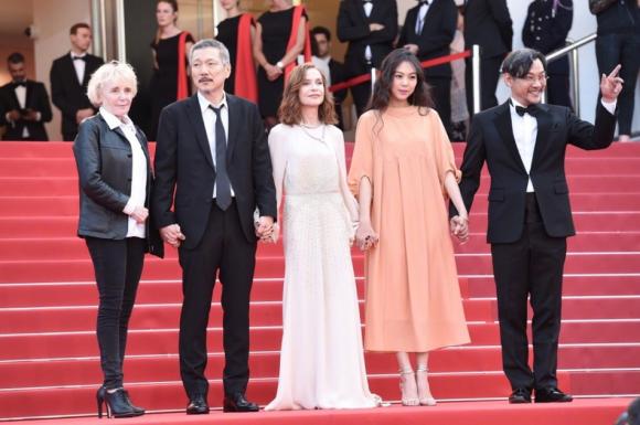 vẻ đẹp của Kim Min Hee,ngôi sao cảnh nóng Kim Min Hee,Kim Min Hee ngoại tình, sao Hàn,thảm đỏ LHP Cannes, sao Hàn
