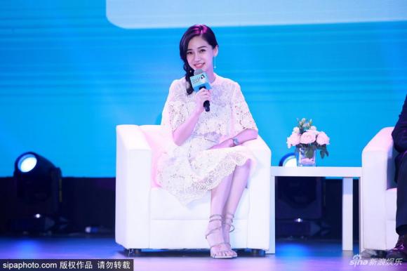 ,Diễn viên Angelababy,Diễn viên Angela Baby,Angela Baby thời trang,Angela Baby xinh đẹp, sao Hoa ngữ