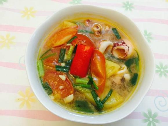 mực, canh chua, canh chua mực, mực nấu canh chua