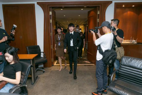 Sơn Tùng M-TP, ca sĩ Sơn Tùng M-TP, sao Việt