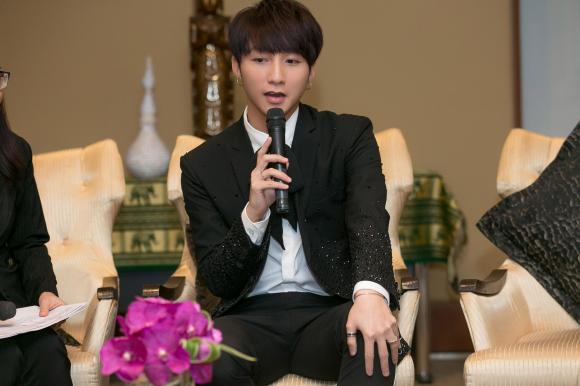 Sơn Tùng M-TP, ca sĩ Sơn Tùng M-TP, sao Việt