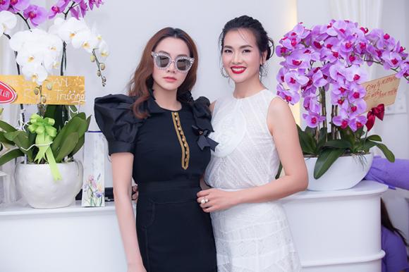 thời trang sao,sao Việt,Trang Nhung,thời trang Trang Nhung,Trang Nhung dùng hàng hiệu