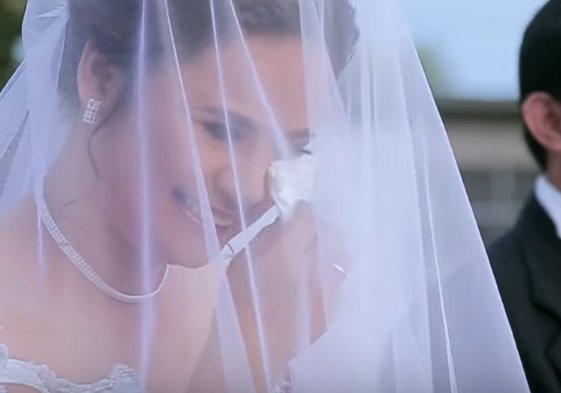đám cưới cổ tích, cô dâu xinh đẹp và chú rể bị liệt, chú rể bị liệt toàn thân
