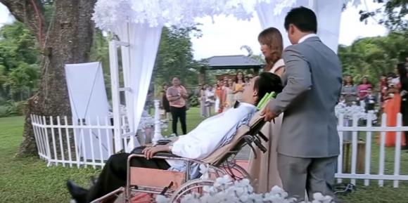 đám cưới cổ tích, cô dâu xinh đẹp và chú rể bị liệt, chú rể bị liệt toàn thân