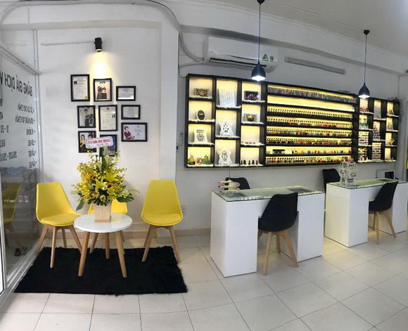 hot-nails-136-4-ngoisao.vn-w580-h471 5 Hot Nails, Làm móng, Làm móng nghệ thuật