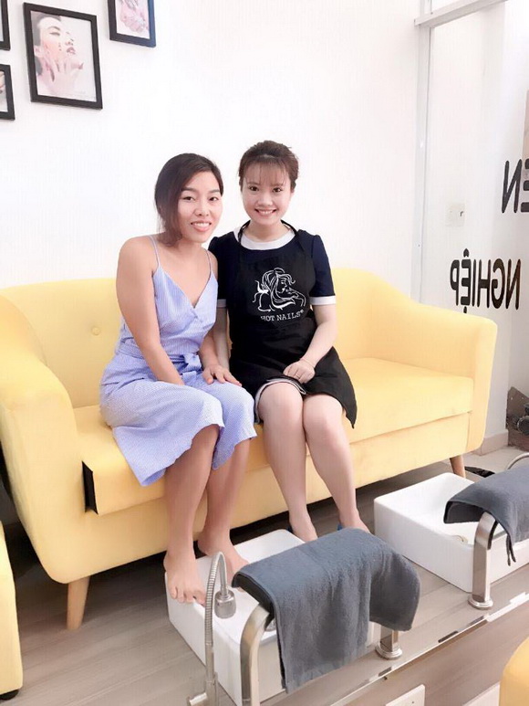 hot-nails-136-5-ngoisao.vn-w580-h773 4 Hot Nails, Làm móng, Làm móng nghệ thuật