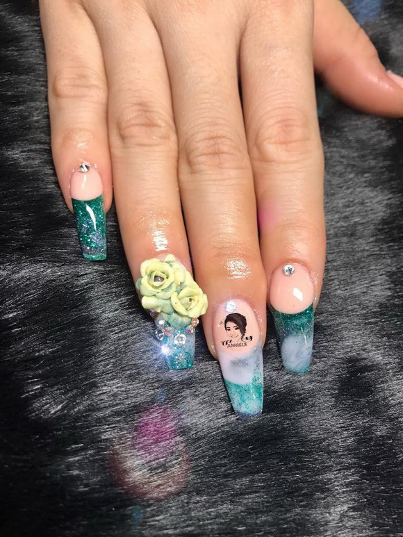 hot-nails-136-6-ngoisao.vn-w580-h773 3 Hot Nails, Làm móng, Làm móng nghệ thuật