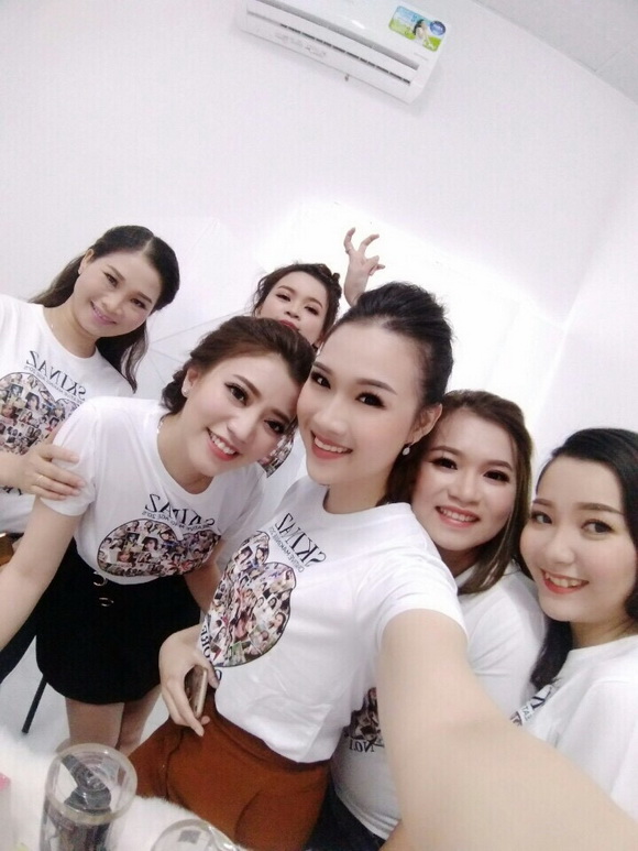 Kelly Nguyễn, Mỹ phẩm Skinaz, Skinaz
