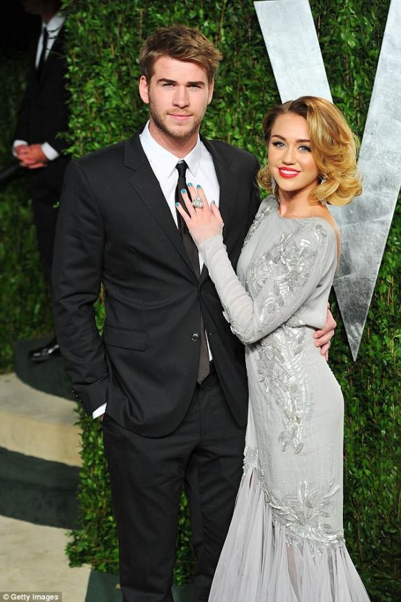 Ca sĩ Miley Cyrus,Miley Cyrus và Liam Hemsworth,đám cưới của Miley Cyrus, sao Hollywood