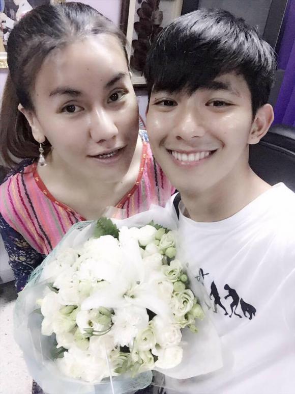 đời sống trẻ,chàng trai Thái Lan,phẫu thuật thẩm mỹ,chàng trai phẫu thuật thẩm mỹ,nhan sắc thay đổi