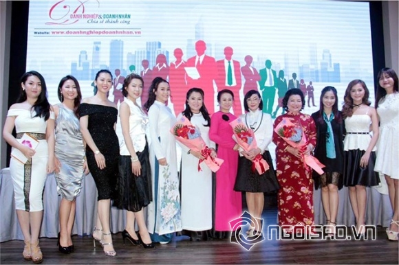 Doanh nhân Thân thiện Thu Thuỷ vô cùng duyên dáng trong tà Áo Dài trắng tại sự kiện họp báo “Người Đẹp Công Sở 2017” 1 Doanh nhân Thân thiện Thu Thuỷ, Doanh nhân Phan Thị Thu Thuỷ, Phan Thị Thu Thuỷ, Người Đẹp Công Sở 2017