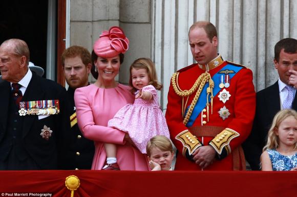 Công nương Kate, Kate Middleton, hoàng tử George, công chúa Charlotte