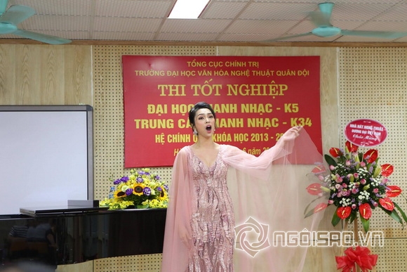 Nữ hoàng tài năng Huyền Sâm, Huyền Sâm, Sao Việt