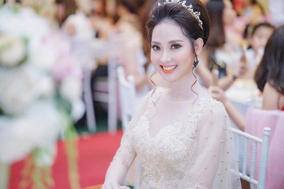 luminous-206-3-ngoisao.vn-w580-h387 8 Mỹ phẩm Luminous, Dạ tiệc Luminou, Mỹ phẩm làm đẹp